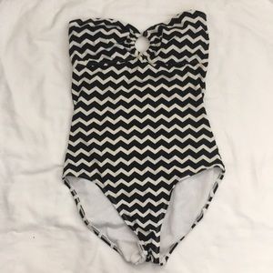 One piece bathing suit